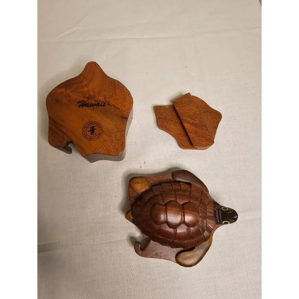 Island Wood‎ Collection Wood Jewelry Box Hawaii Turtle Shaped Vintage